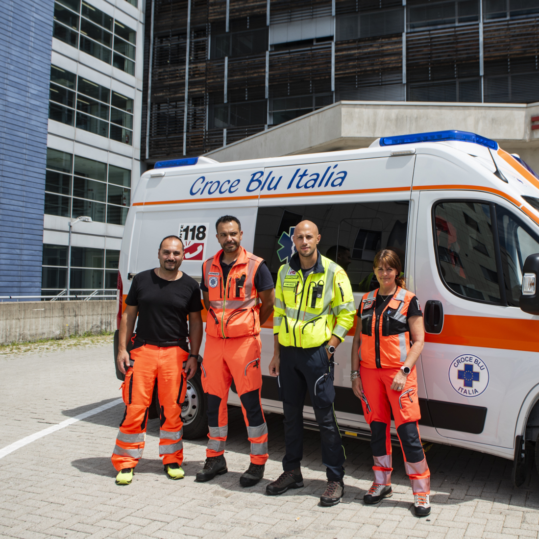 Volontari-ambulanza-biella